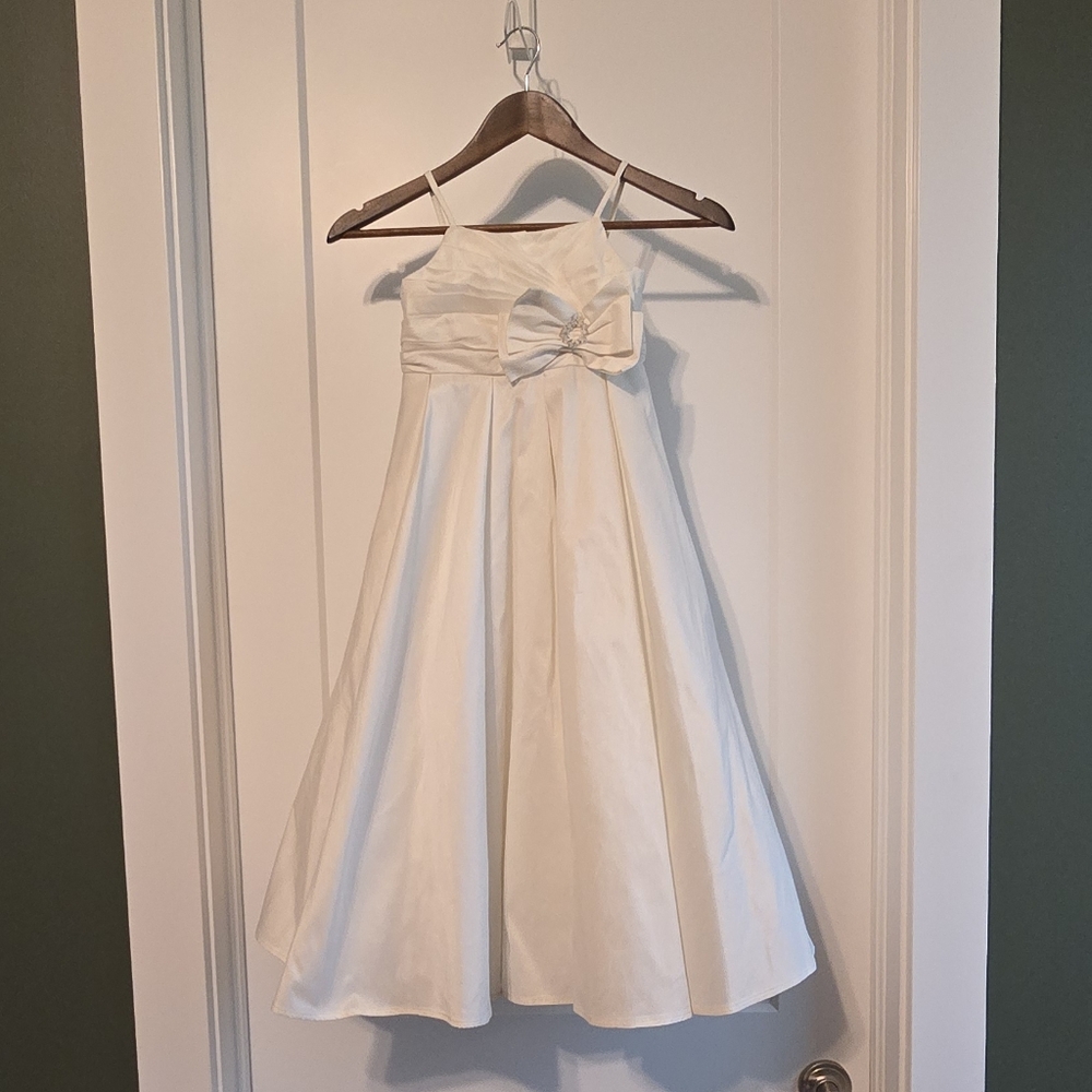David's Bridal Cream Formal Kids Dress